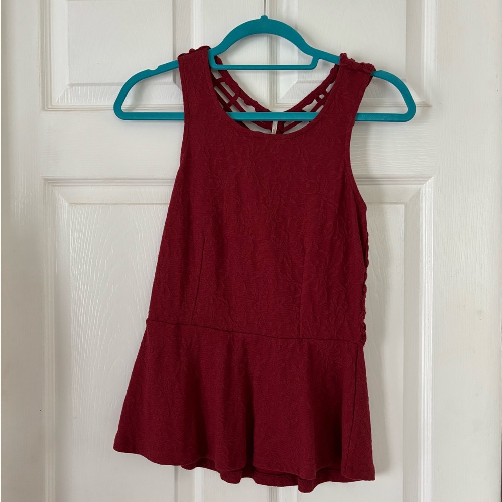Red Sleeveless Peplum Top